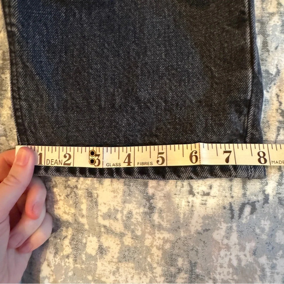 Aritzia Denim Forum The Joni High Rise Loose Jeans Size 28 Black Distressed READ - Picture 16 of 16